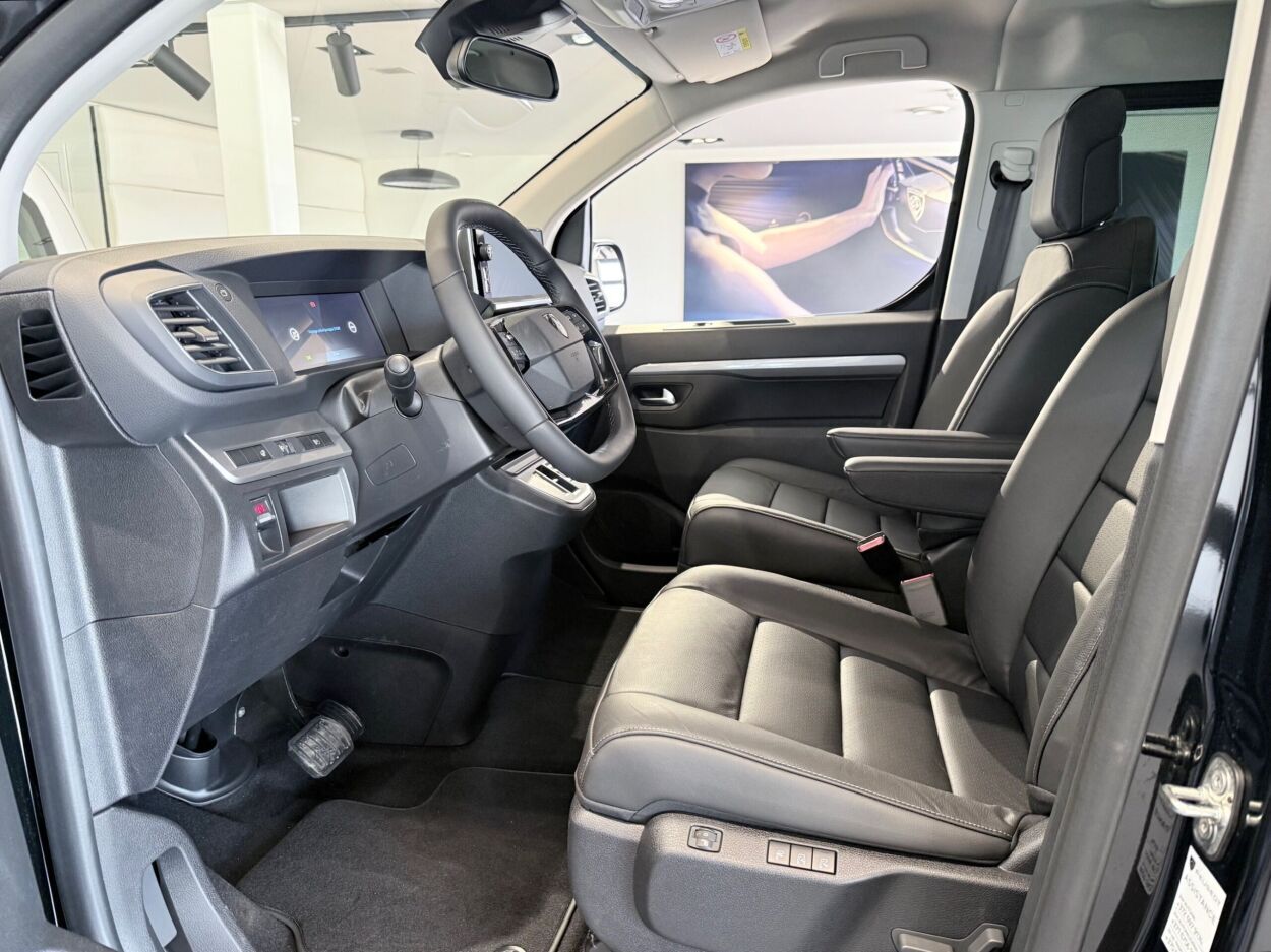 Peugeot Traveller 2026, photo 6/13