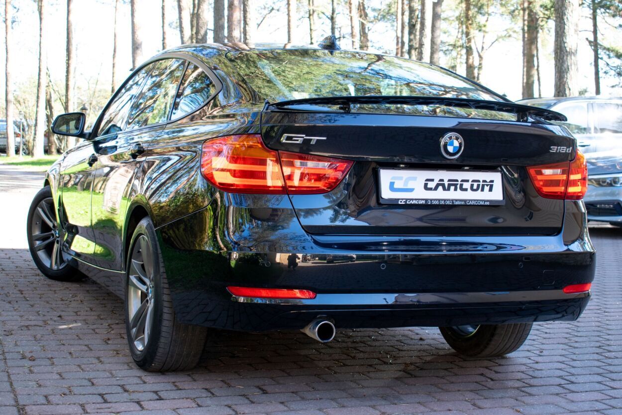 BMW 318 2015, kuva 7/17
