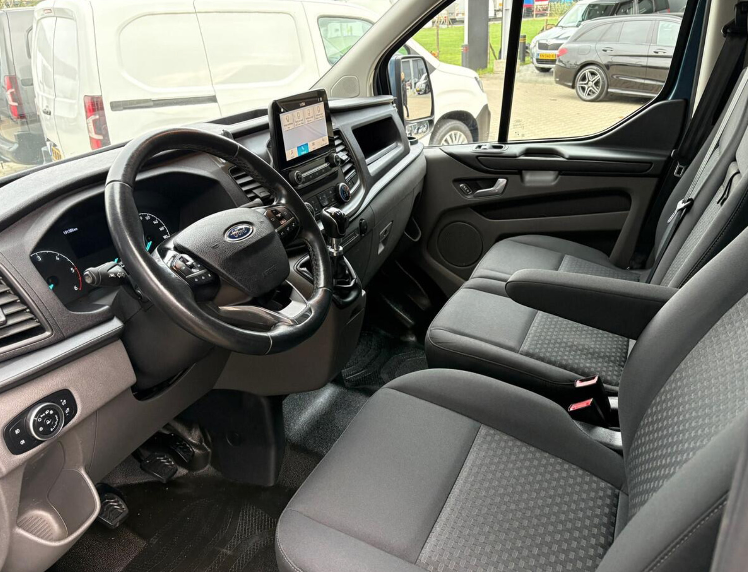 Ford Transit Custom 2021, photo 5/5