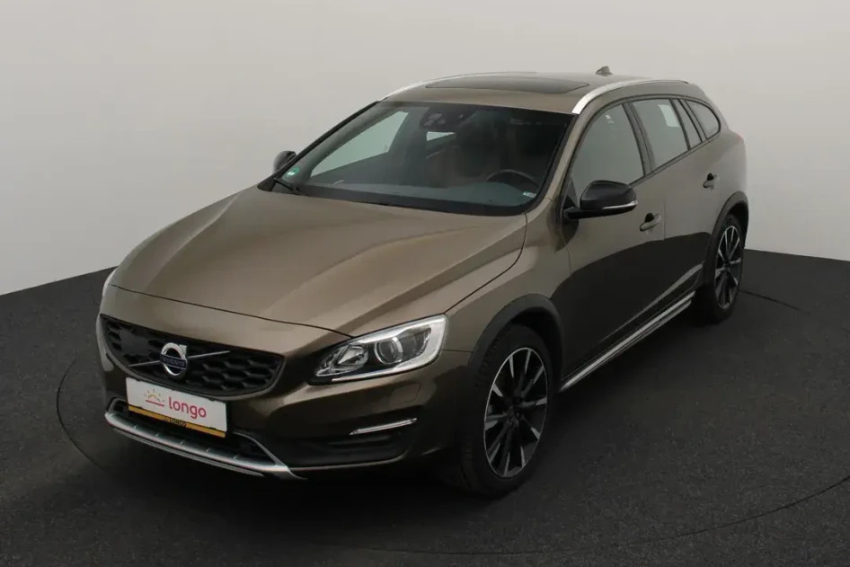 Volvo V60 Cross Country, 2016, 2.0, 110 kW, дизель, механическая, передний привод