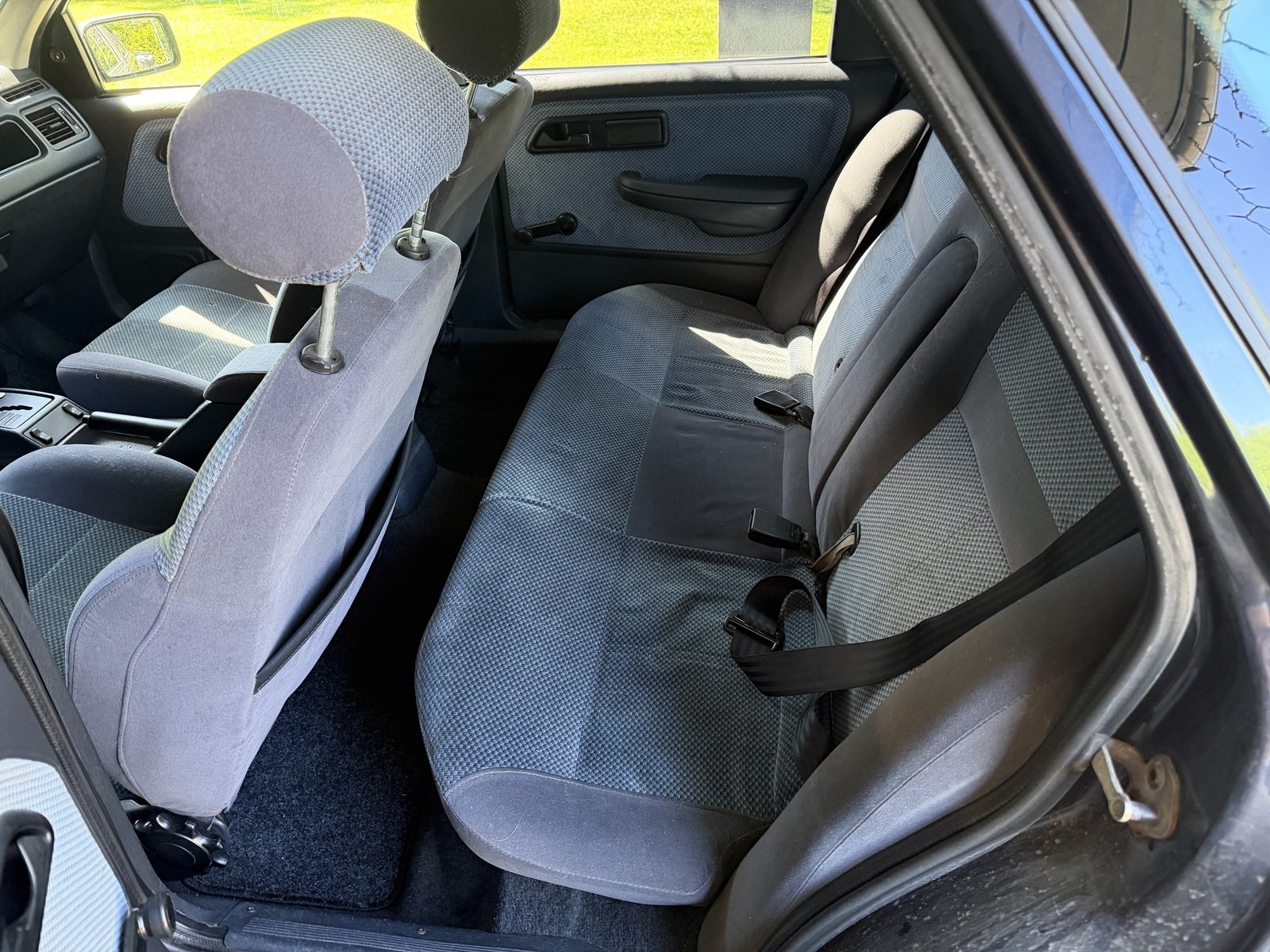 Ford Sierra 1992, photo 5/6