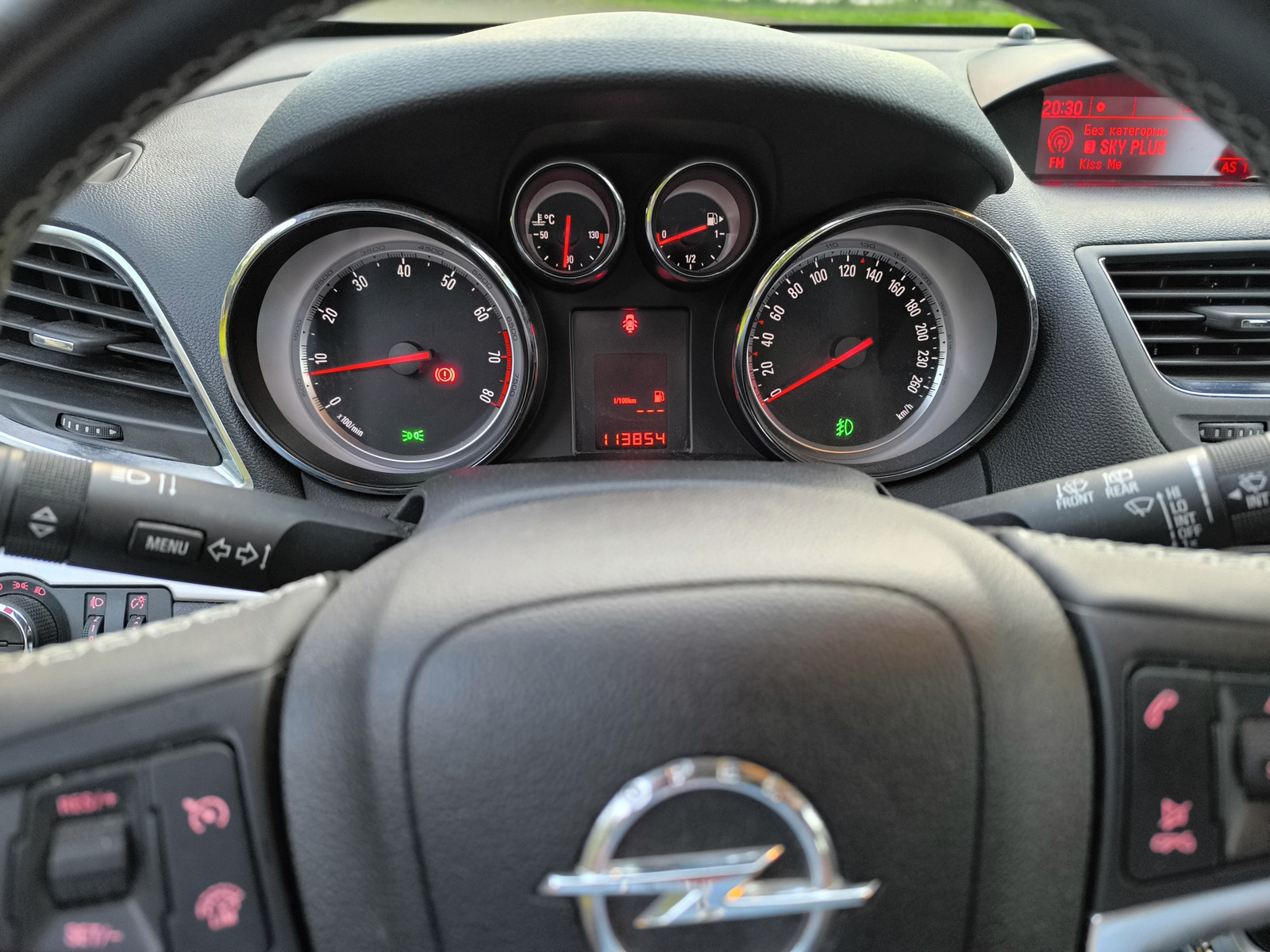 Opel Mokka 2014, photo 3/8
