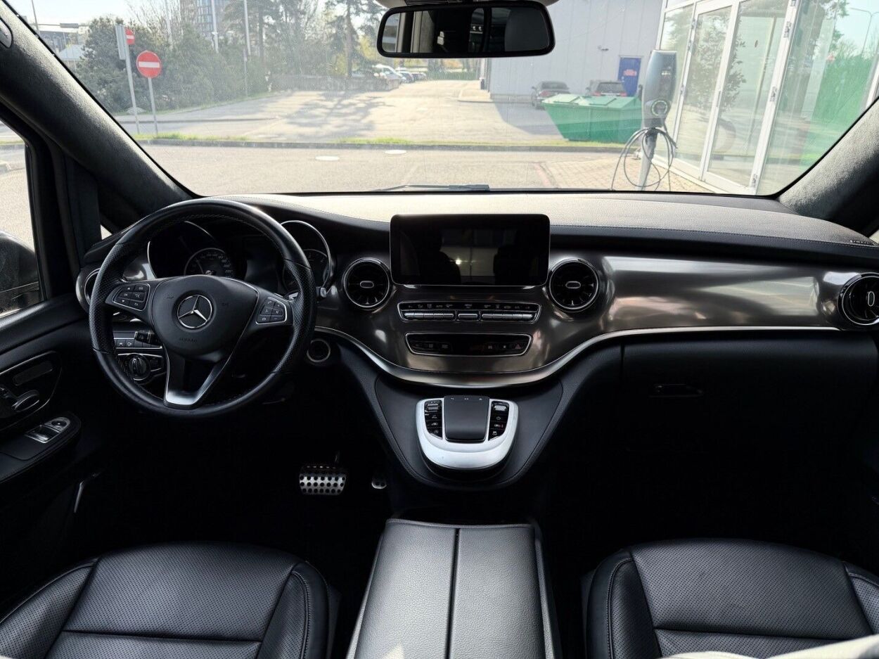 Mercedes-Benz V 300 2021, photo 5/12