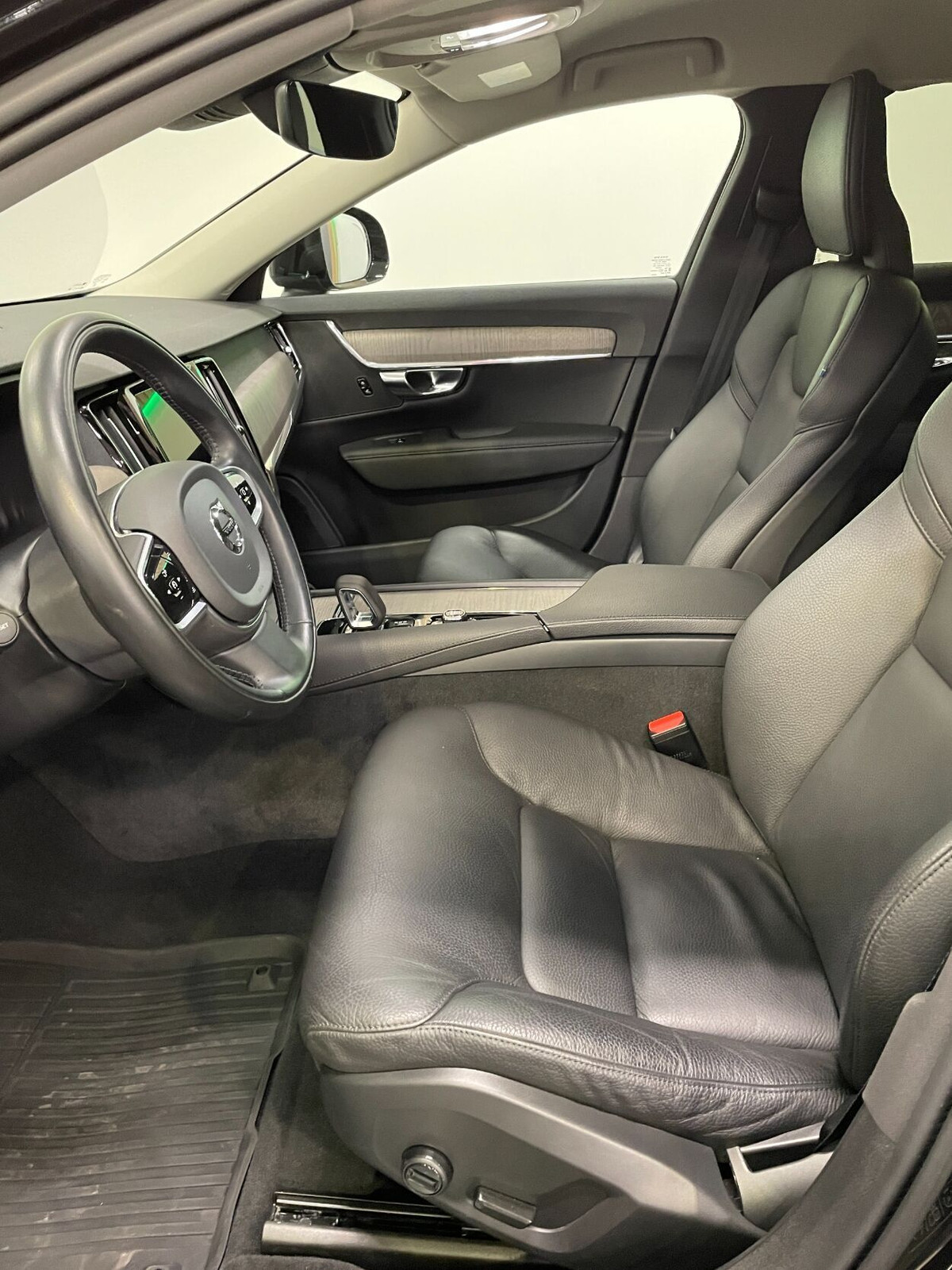 Volvo V90 Cross Country 2022, photo 6/21