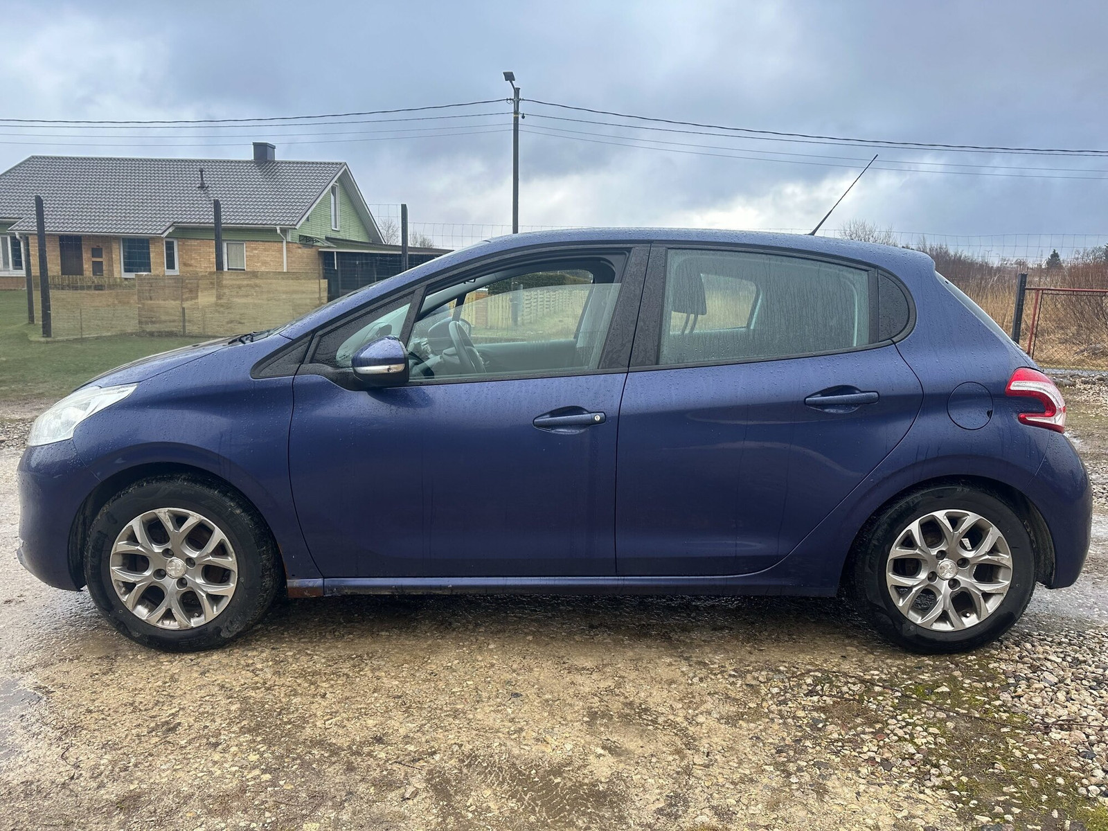 Peugeot 208 2013, photo 6/7