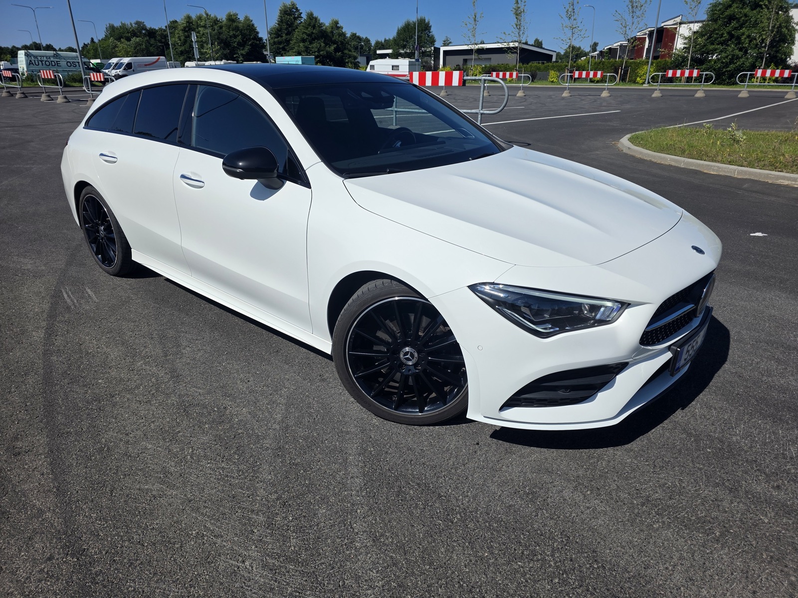 Mercedes-Benz CLA220 CLA 220 4MATIC Shooting Brake 2.0 140kW