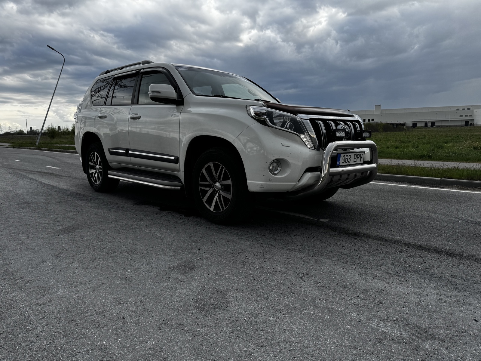 Toyota Land Cruiser 2016, photo 2/13