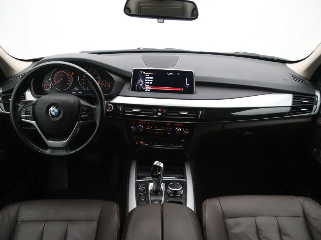 BMW X5 2016, photo 2/38