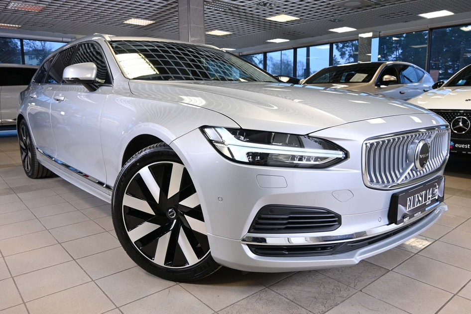 Volvo V90, 2025, 2.0, 293 kW, plug-in hybrid (petrol/electric), automatic, four-wheel drive