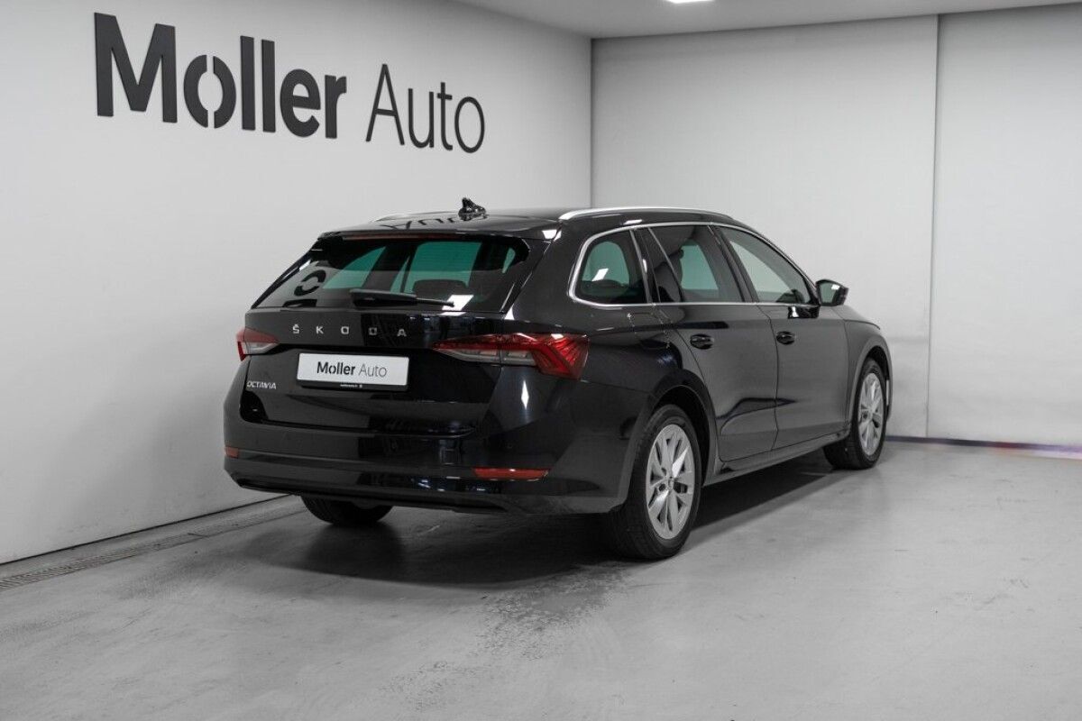 Škoda Octavia 2023, photo 5/29