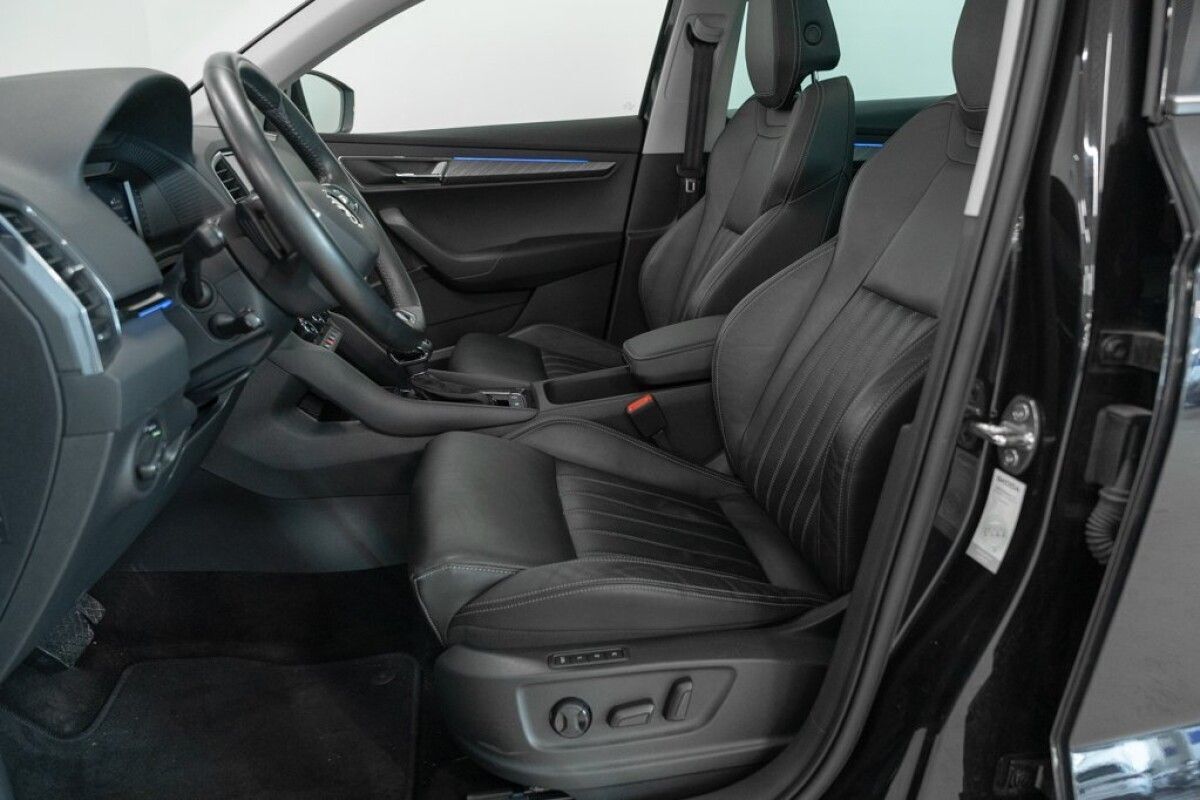 Škoda Karoq 2023, photo 7/29