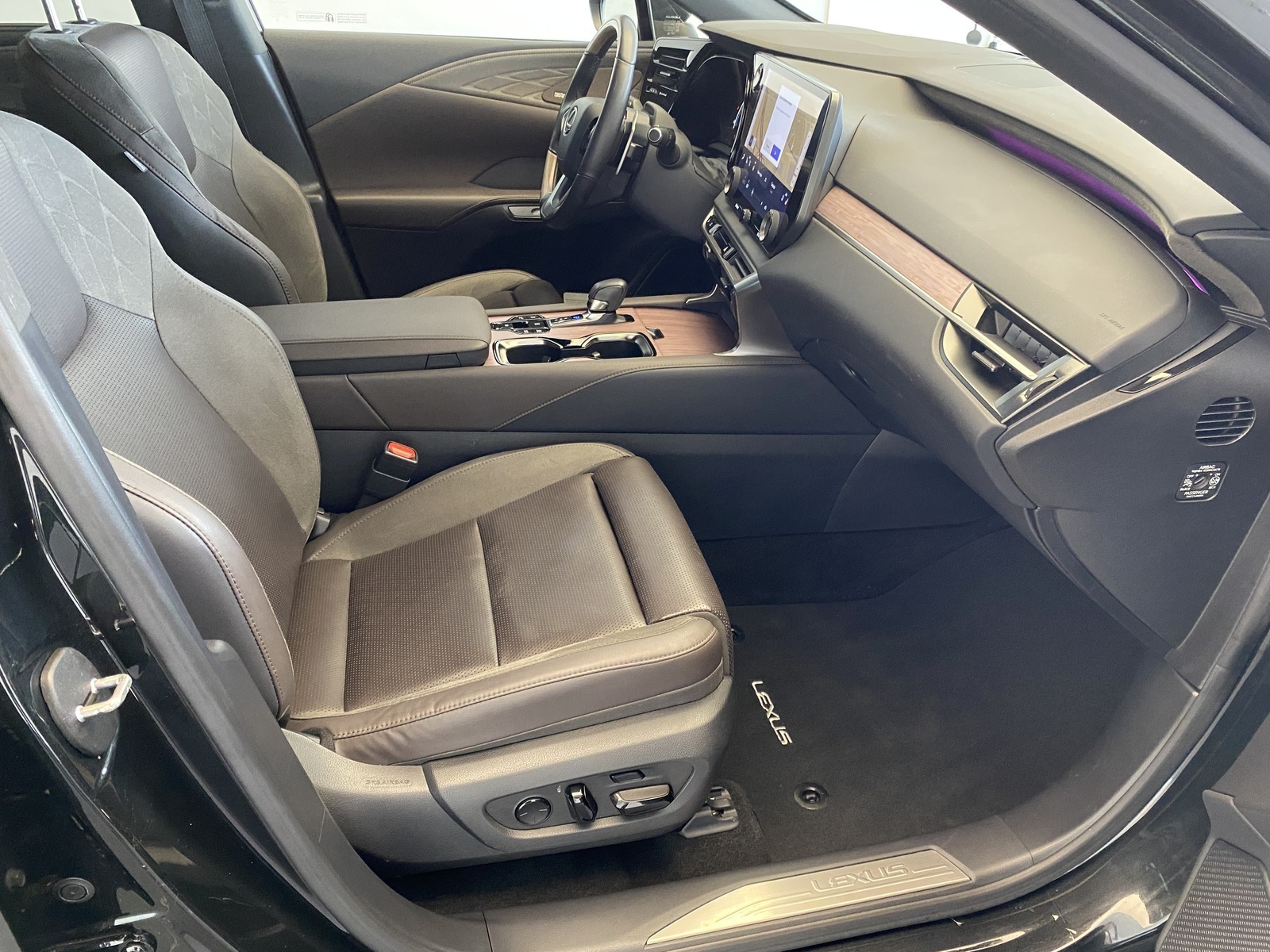 Lexus RX 450 2023, kuva 7/10