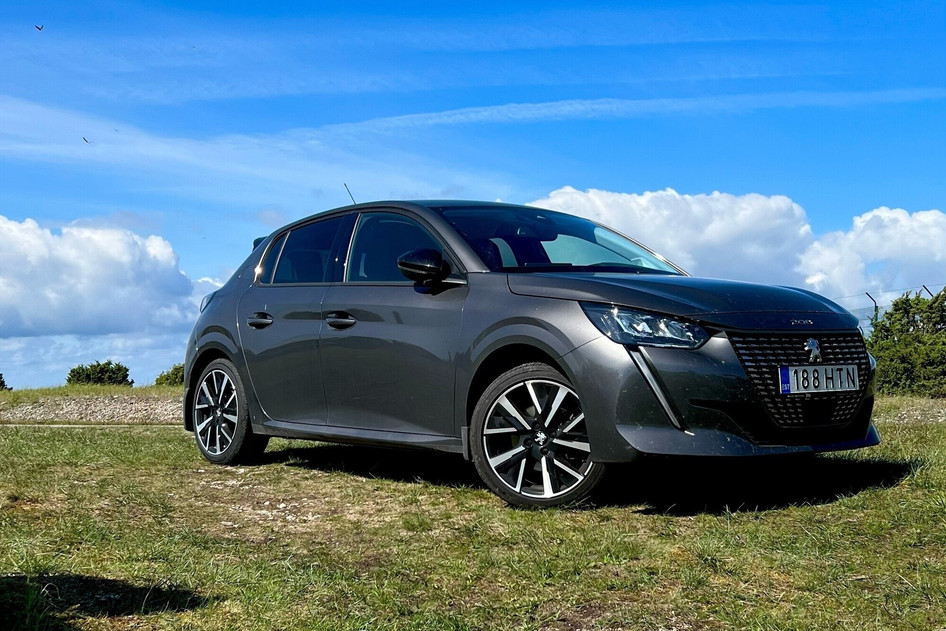 Peugeot 208, 2022, 1.2, 74 kW, бензин, автомат, передний привод