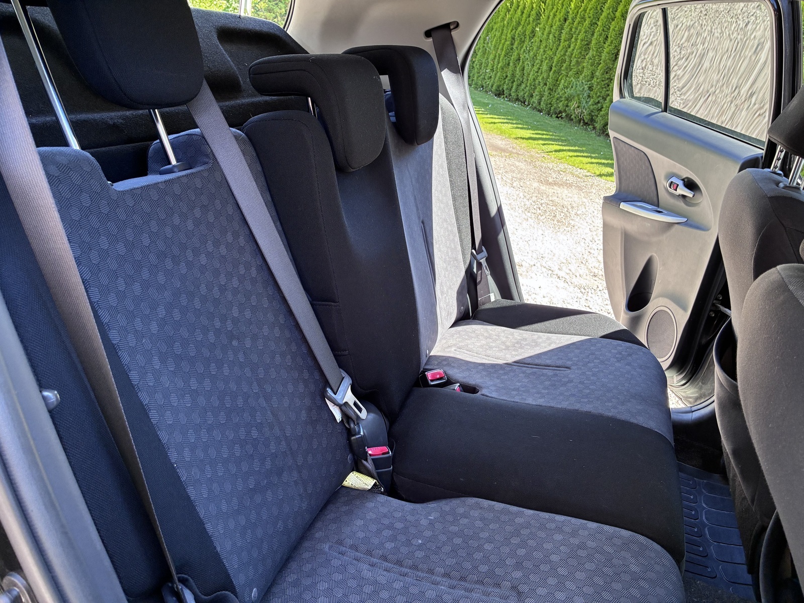 Toyota Urban Cruiser AWD Luxury 1.4 66kW 2010, photo 7/10