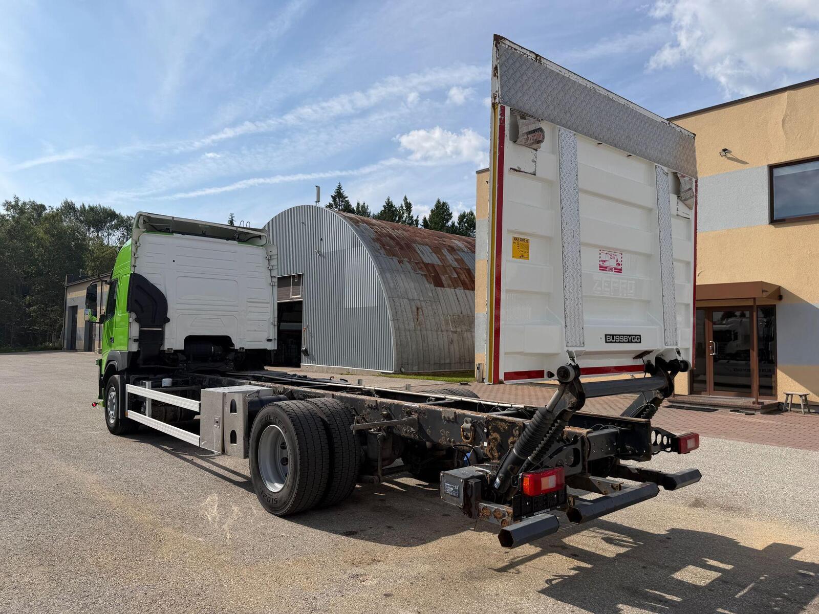 Volvo FM330 2018, kuva 6/23