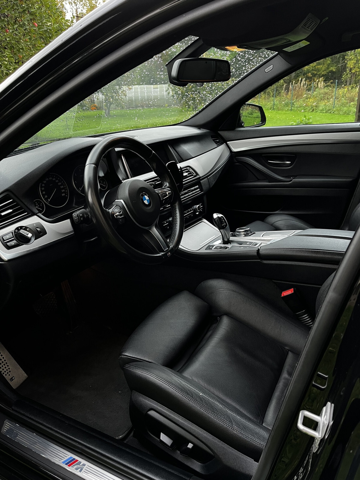 BMW 520 2015, photo 6/9