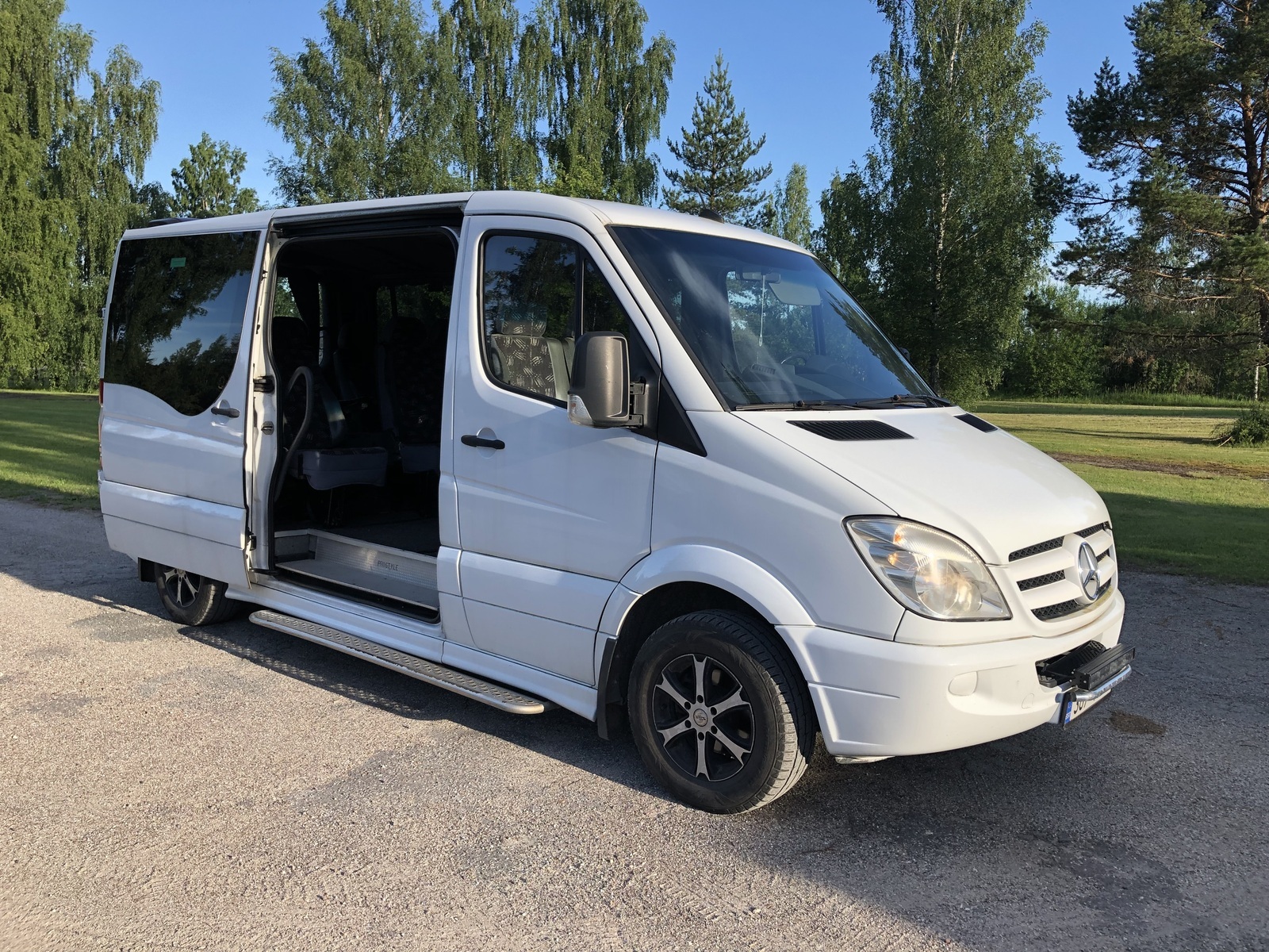 Mercedes-Benz Sprinter 2009, kuva 2/4