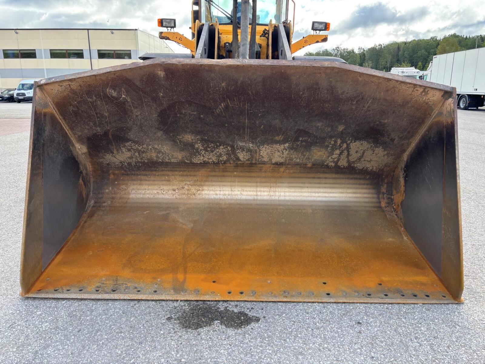 Volvo L110E, photo 3/20