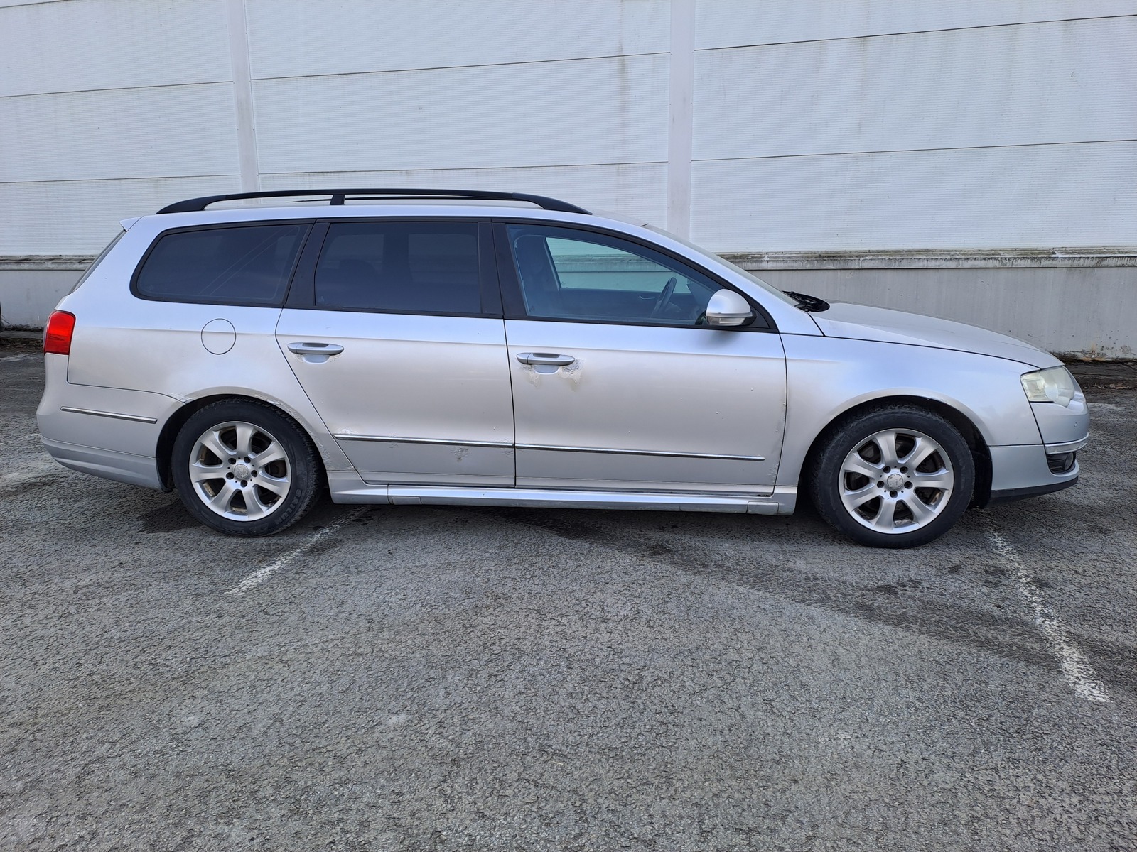 Volkswagen Passat 2009, kuva 6/14