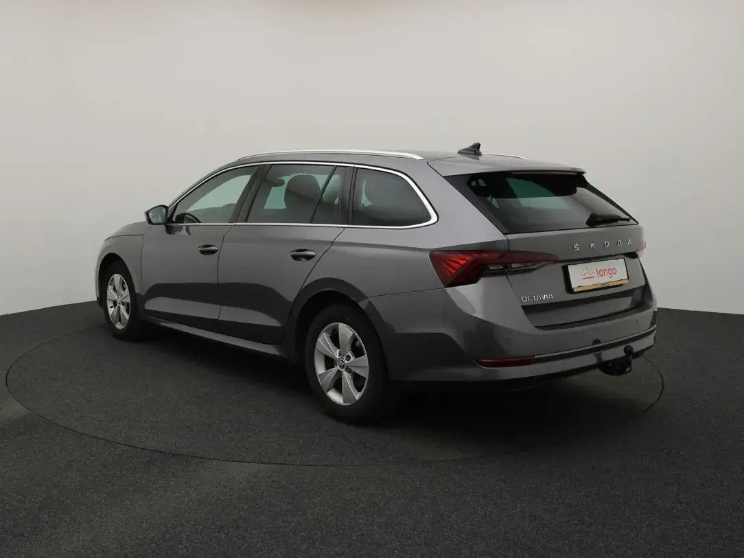Škoda Octavia 2022, photo 7/10