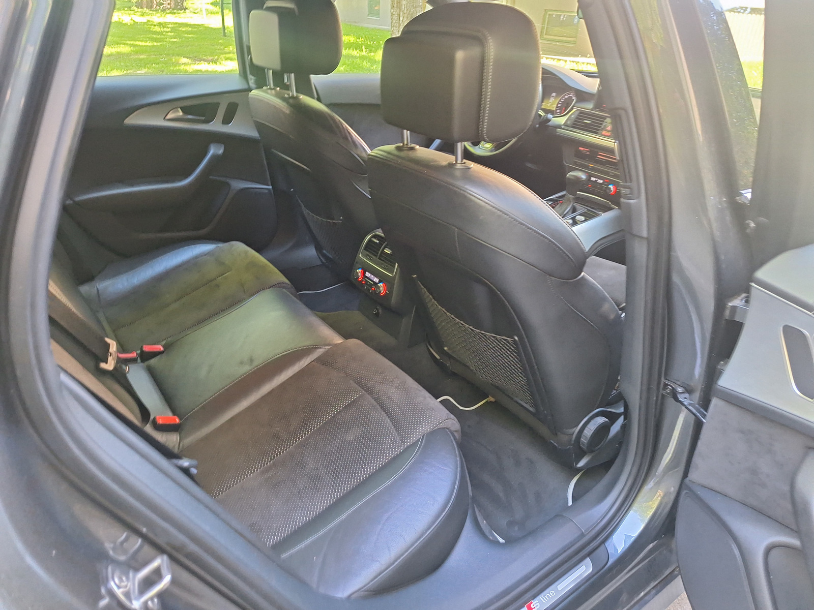 Audi A6 2012, photo 4/10