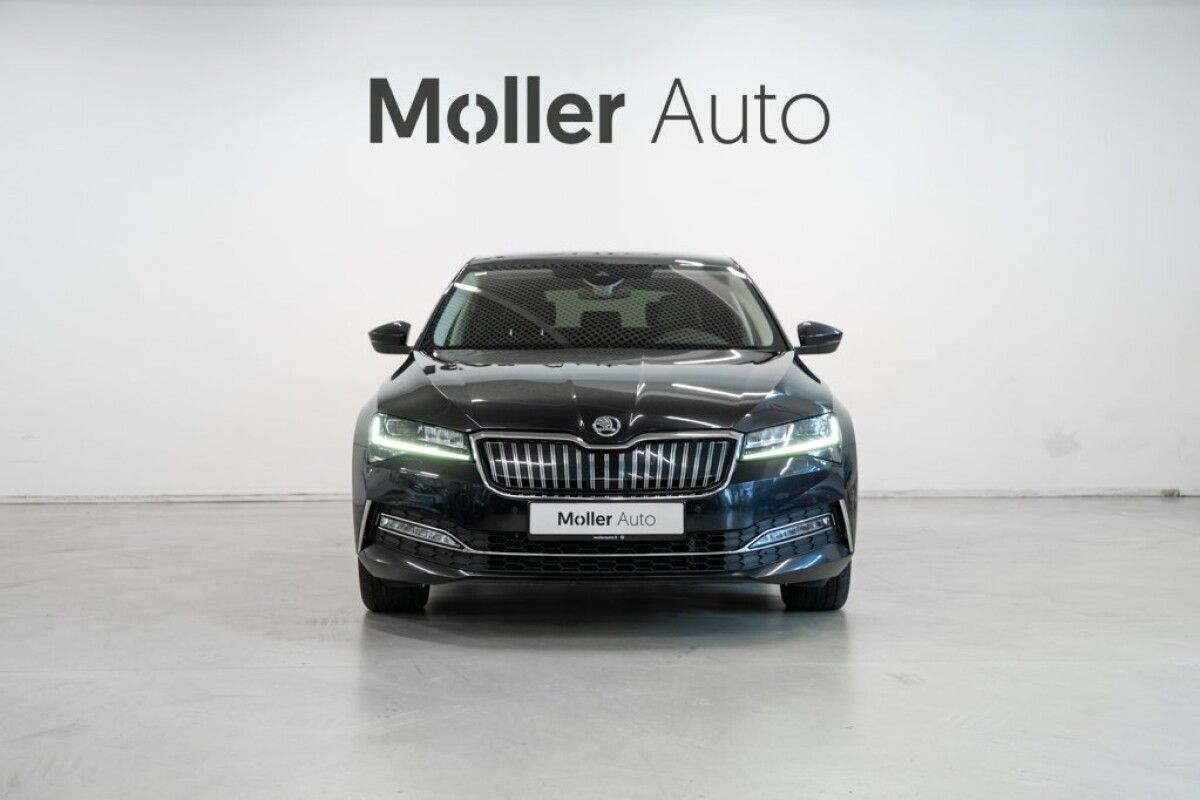 Škoda Superb 2021, photo 5/27