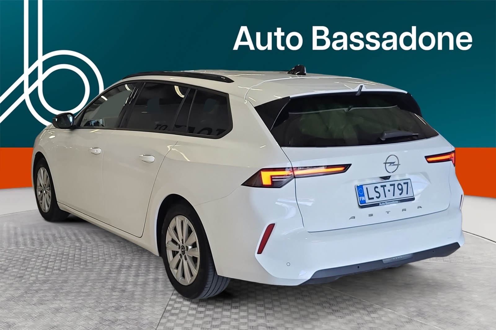 Opel Astra 2024, kuva 3/29