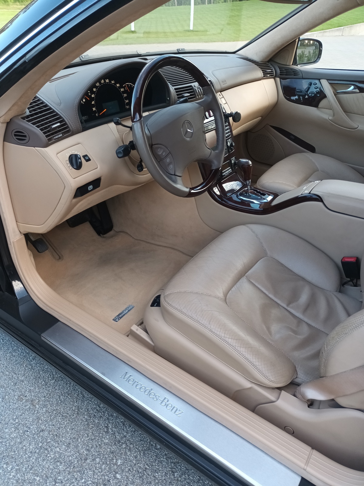 Mercedes-Benz CL 500 2000, kuva 5/10