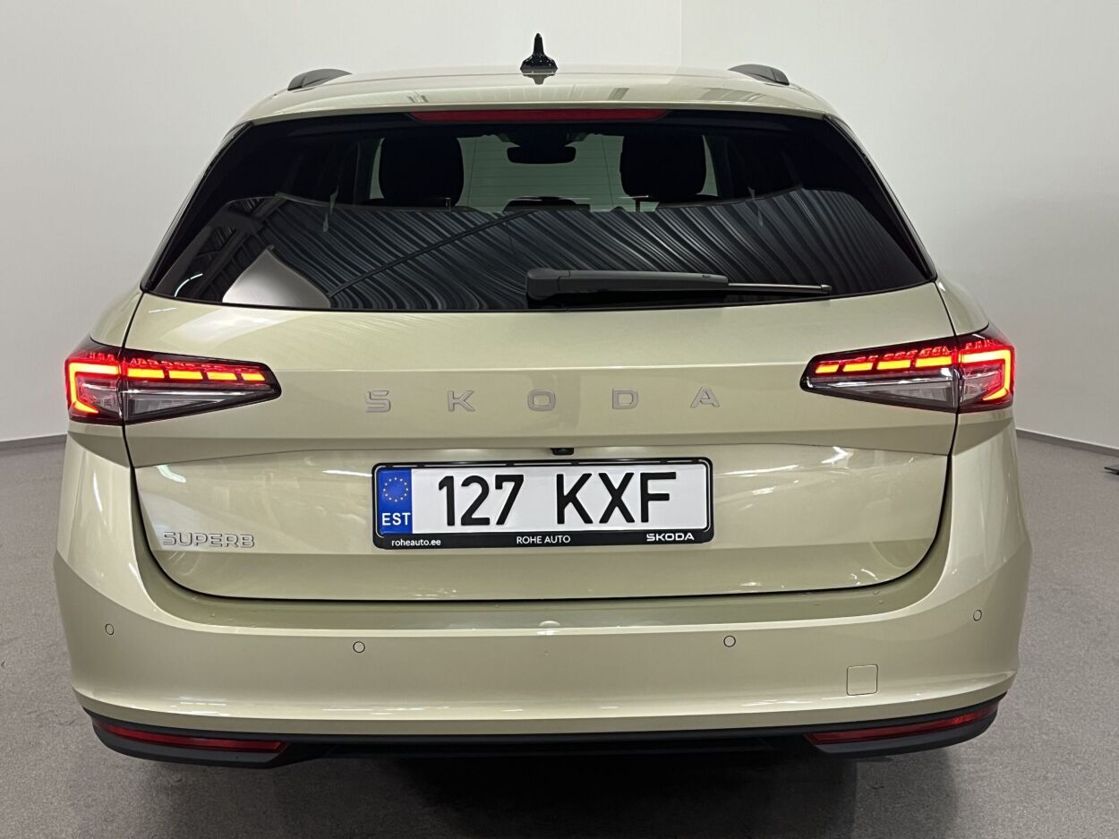 Škoda Superb 2025, photo 5/32