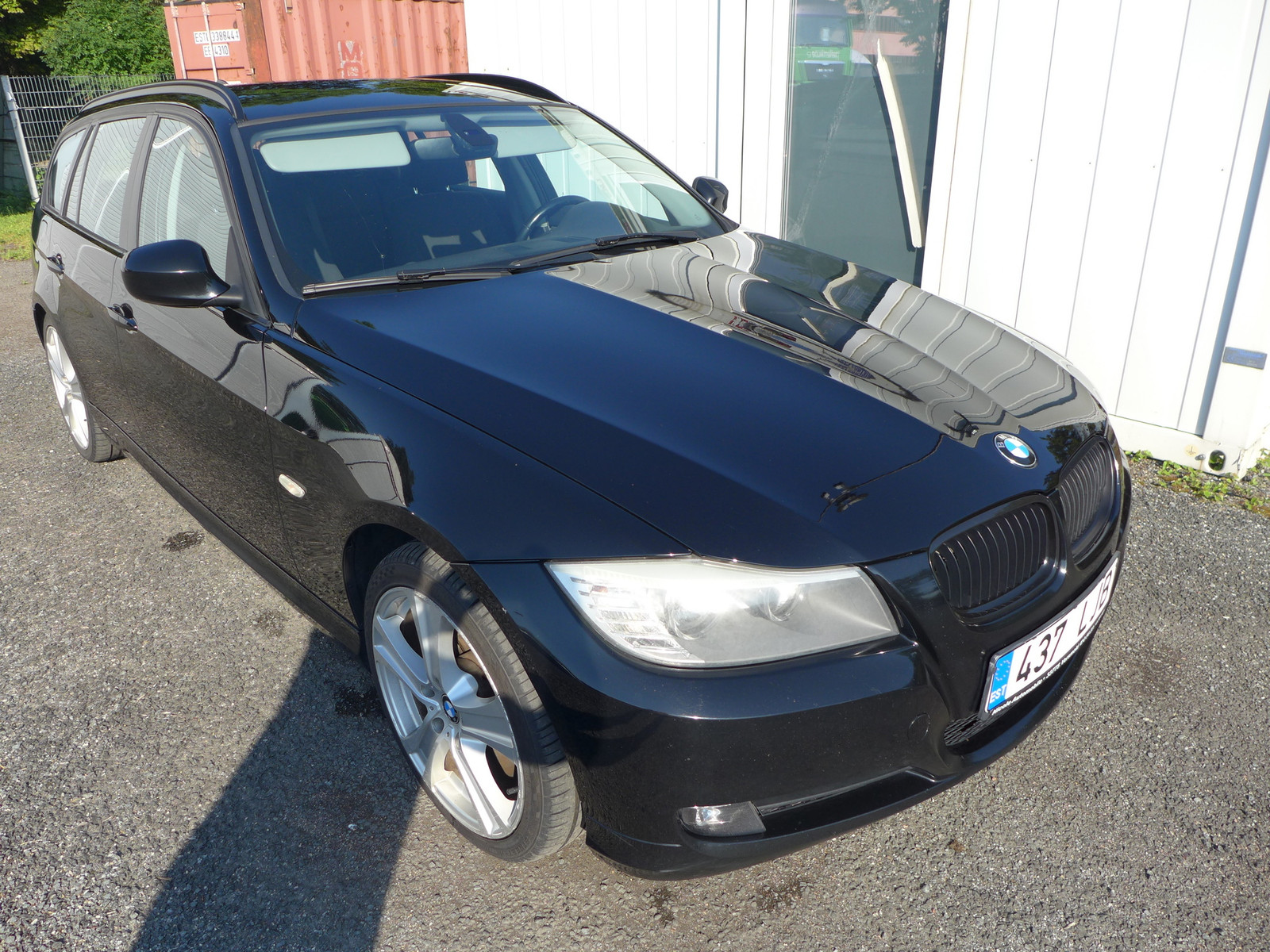 BMW 318 2011, kuva 2/10