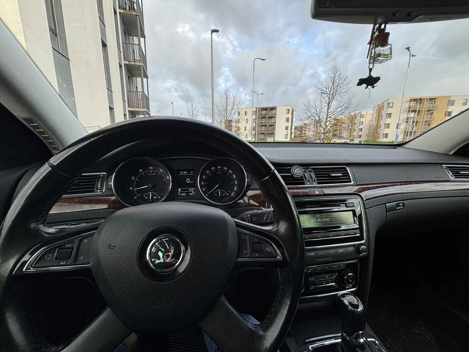 Škoda Superb 2015, photo 6/6