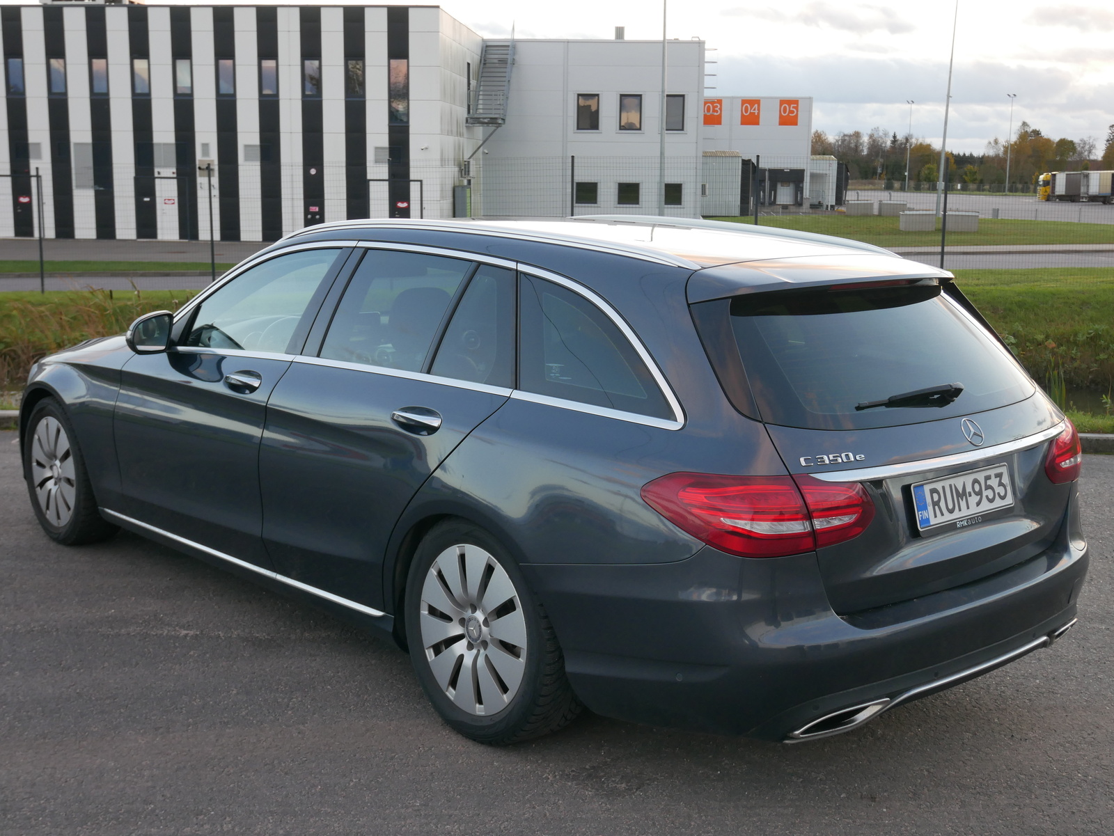 Mercedes-Benz C 350 2015, photo 3/10