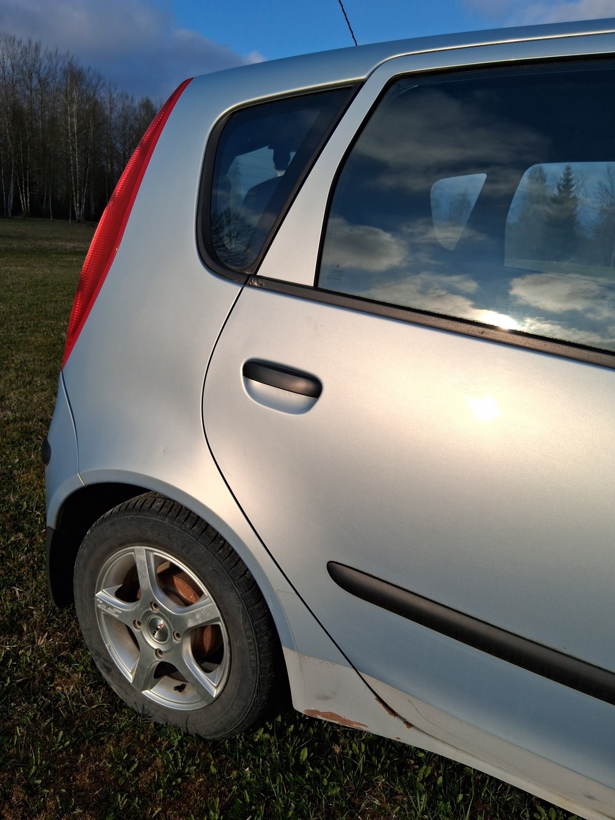 Mitsubishi Colt 2006, photo 3/5