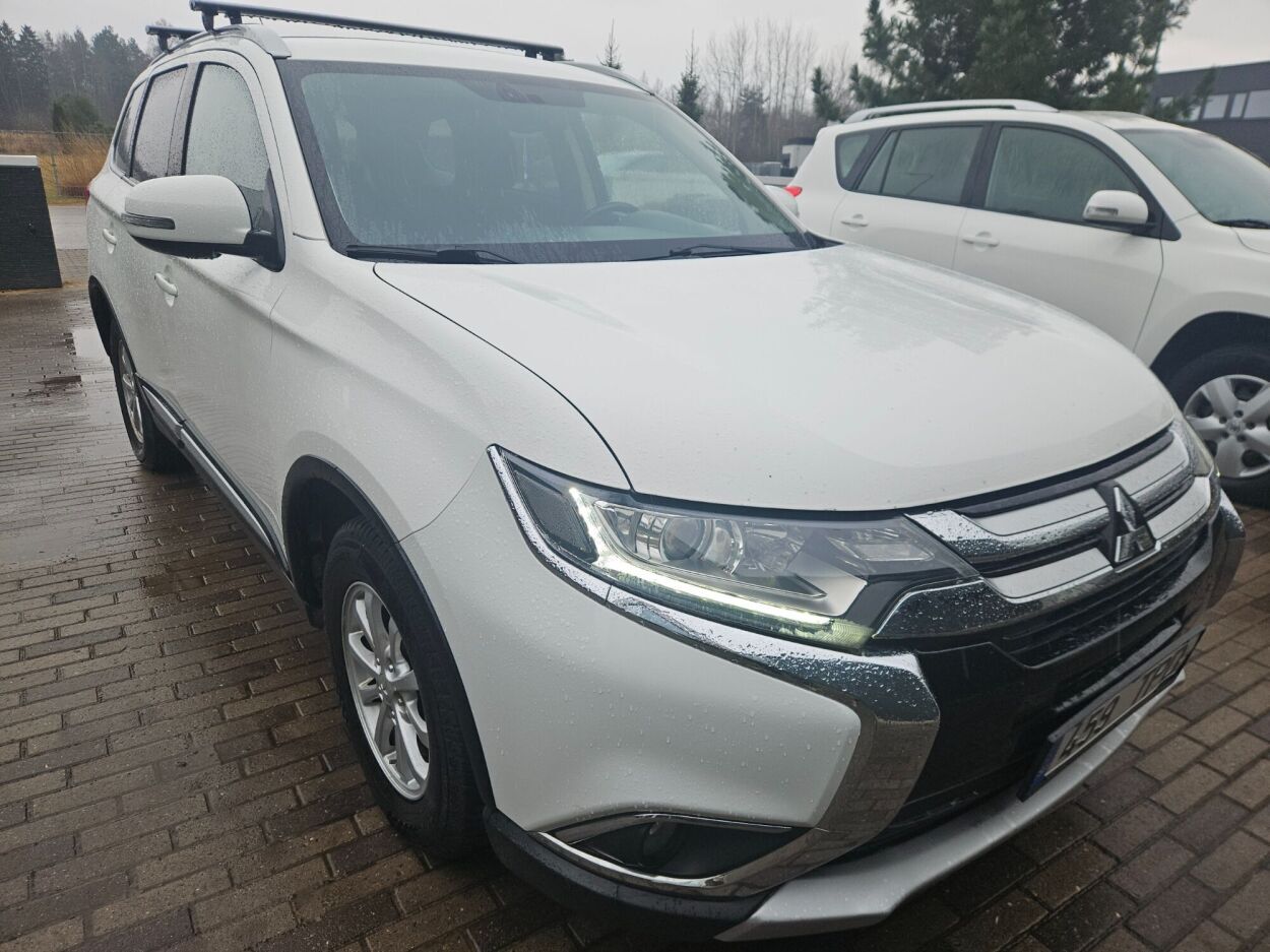 Mitsubishi Outlander 2016, kuva 2/6