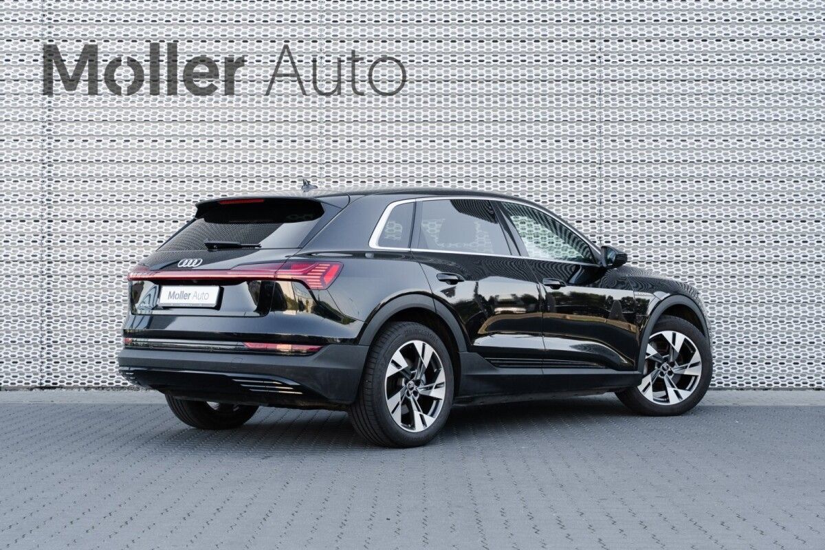 Audi e-tron 230kW 2021, photo 4/33