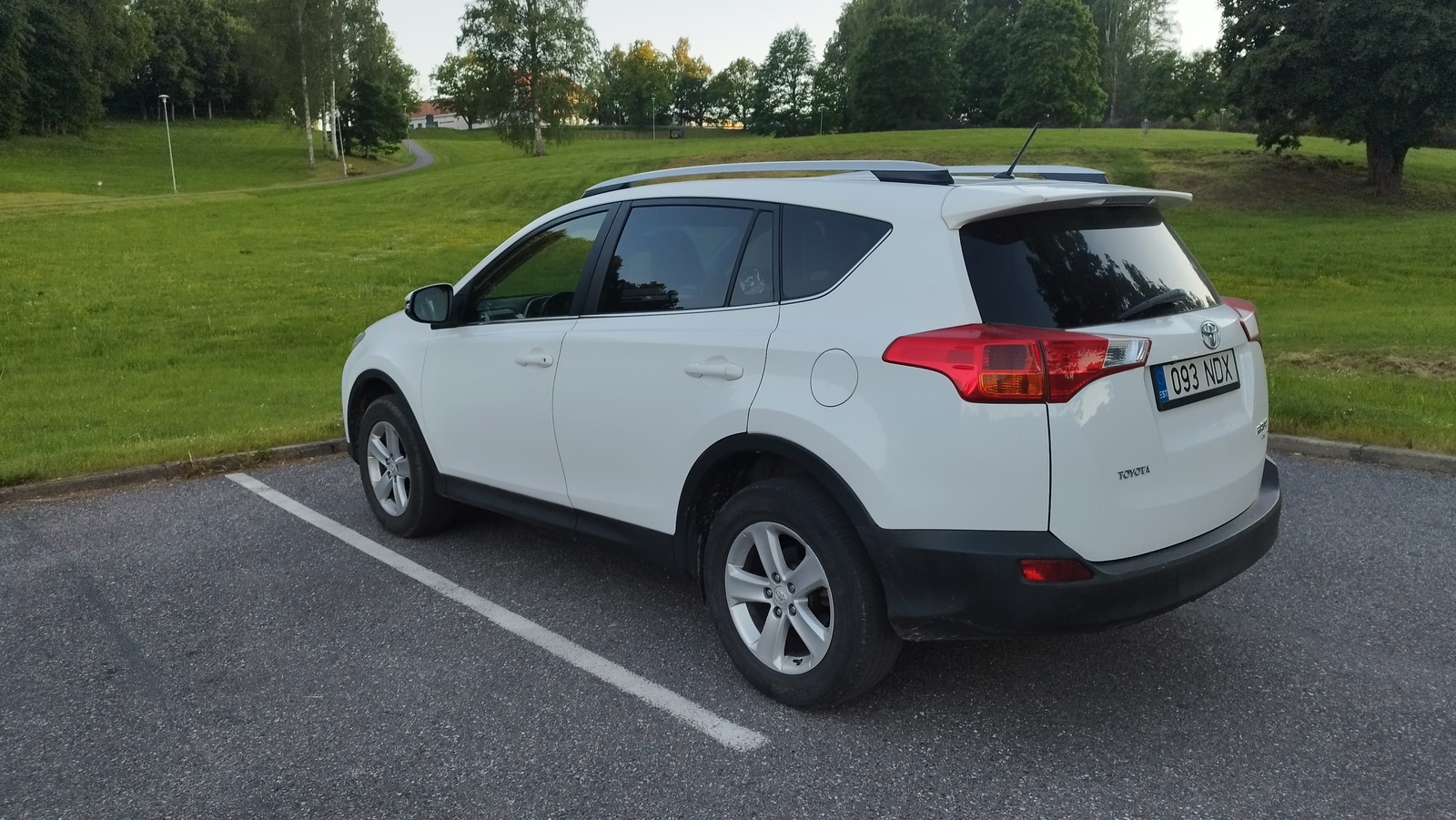 Toyota RAV4 2013, photo 2/9