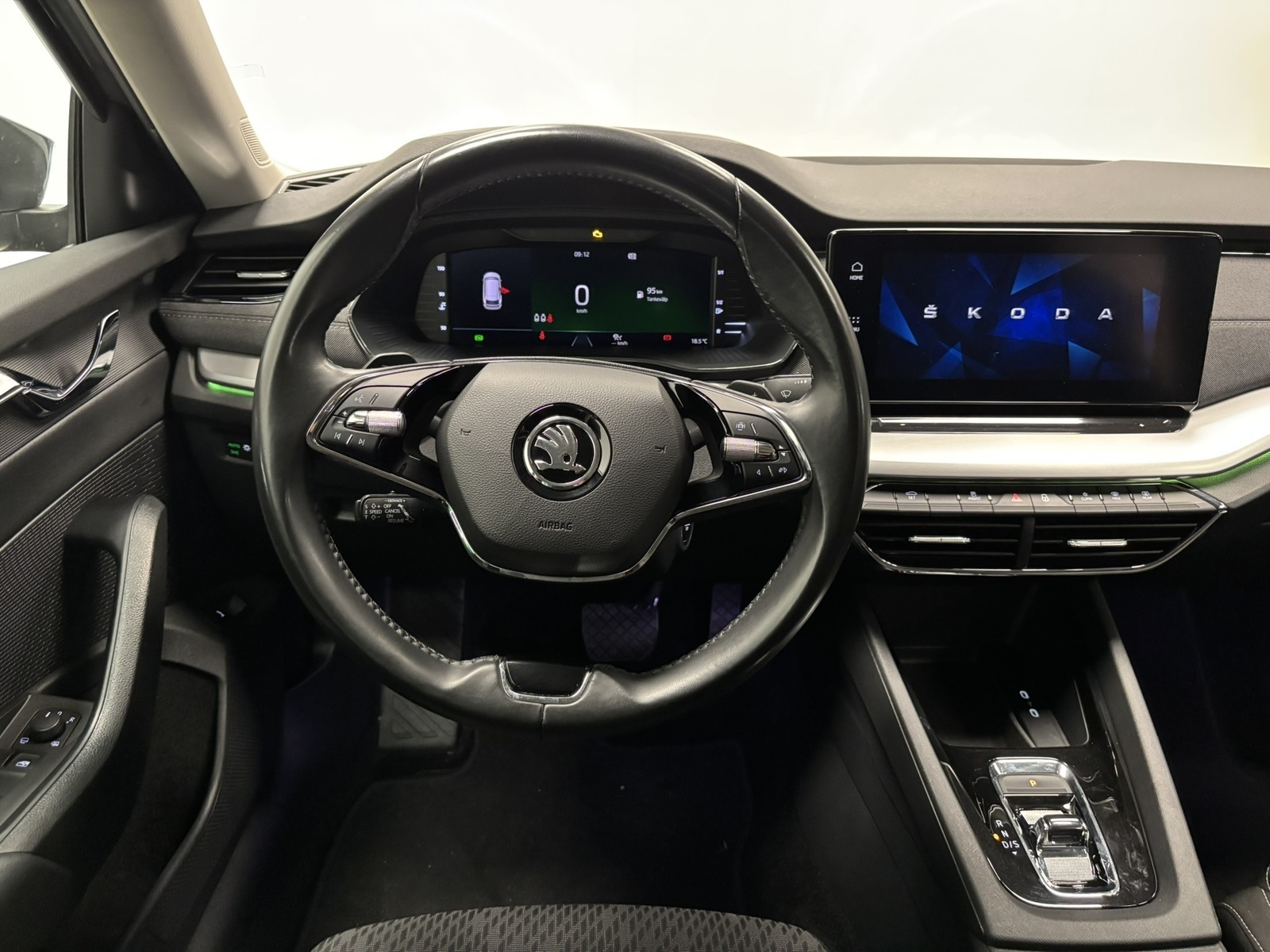 Škoda Octavia 2022, photo 7/10