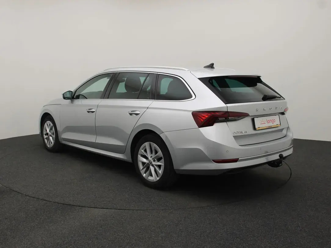 Škoda Octavia 2022, photo 7/10