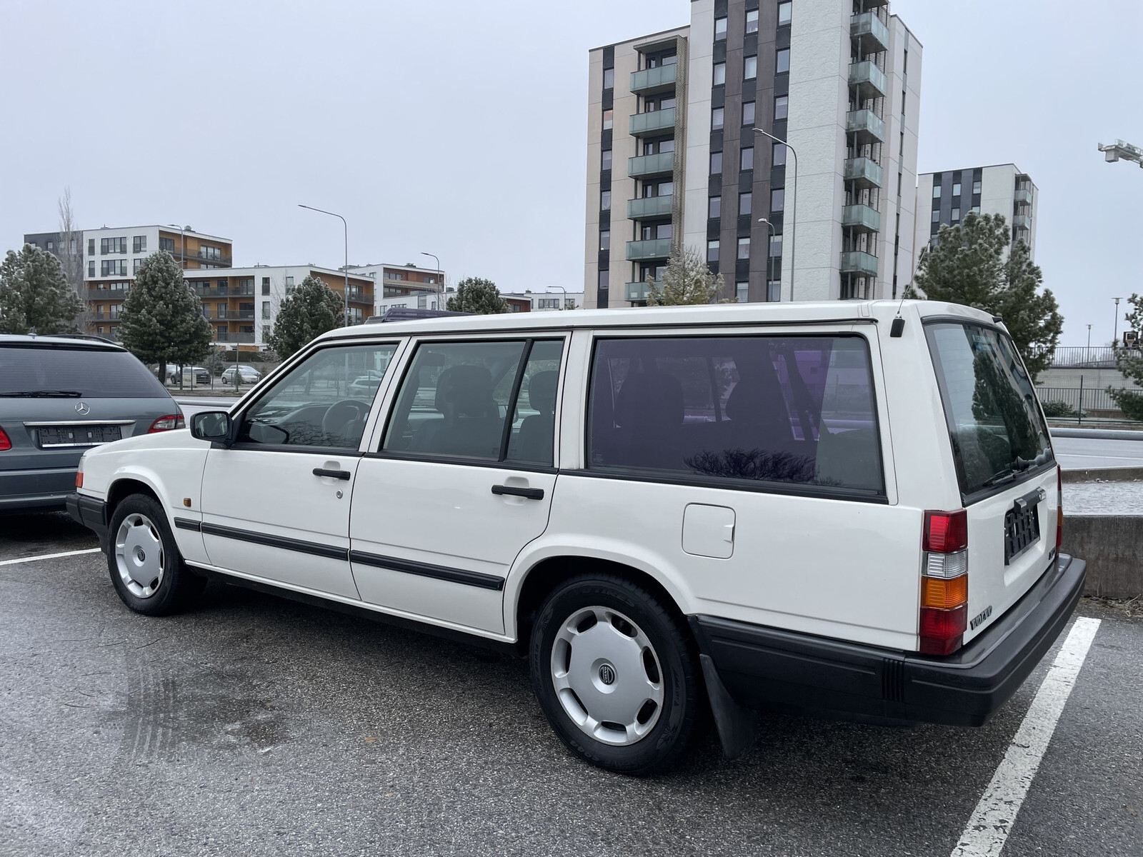 Volvo 940 GL 1990, photo 2/44