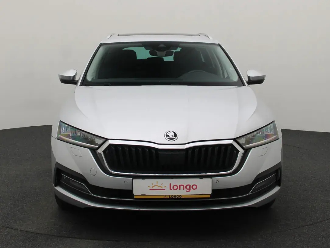 Škoda Octavia 2022, photo 3/33