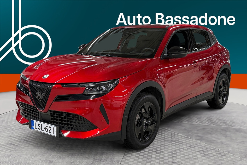 Alfa Romeo Junior, 2025, 1.2, 107 kW, hybrid (petrol/electric), automatic, all-wheel drive
