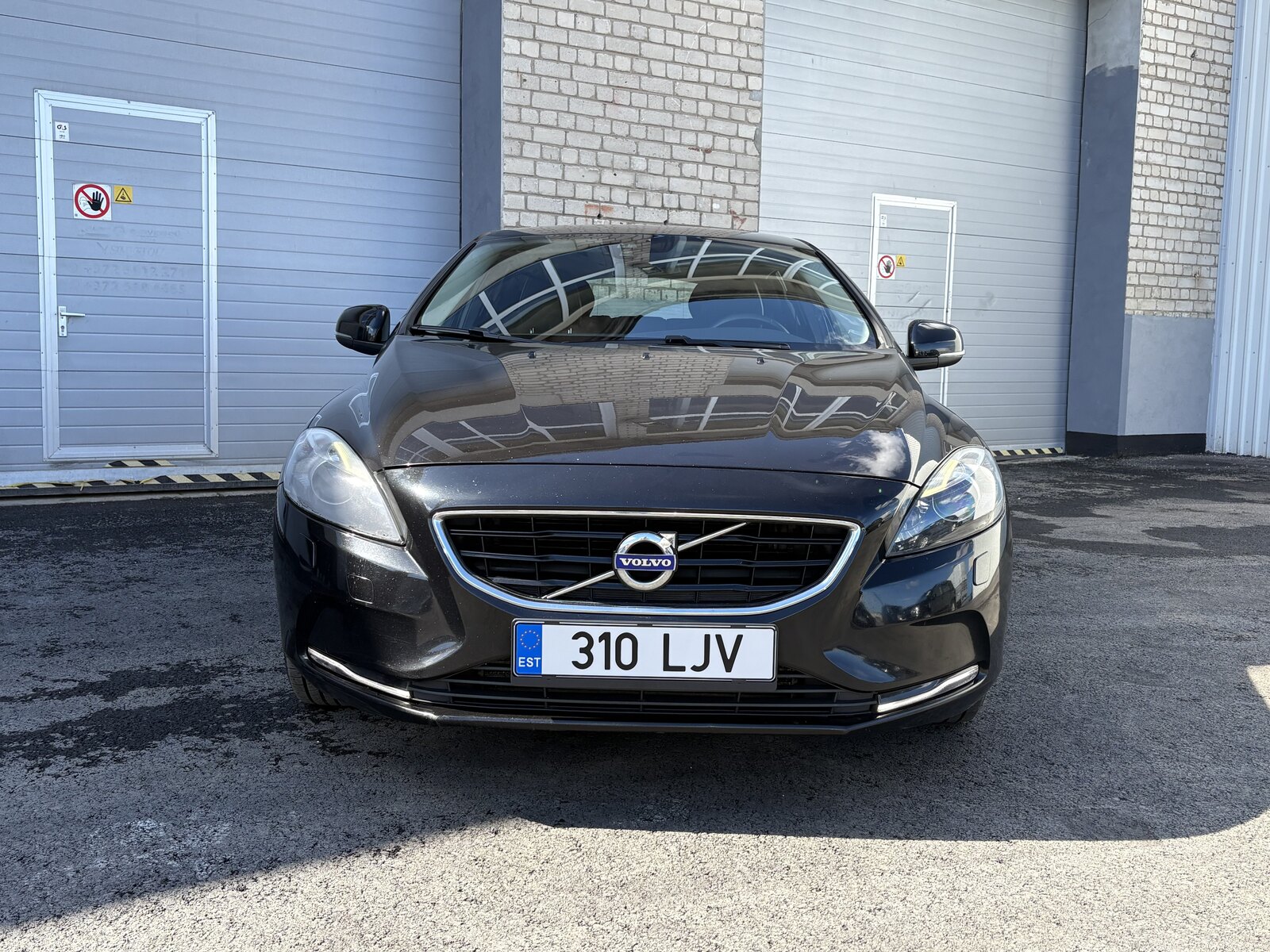 Volvo V40 2016, kuva 2/10