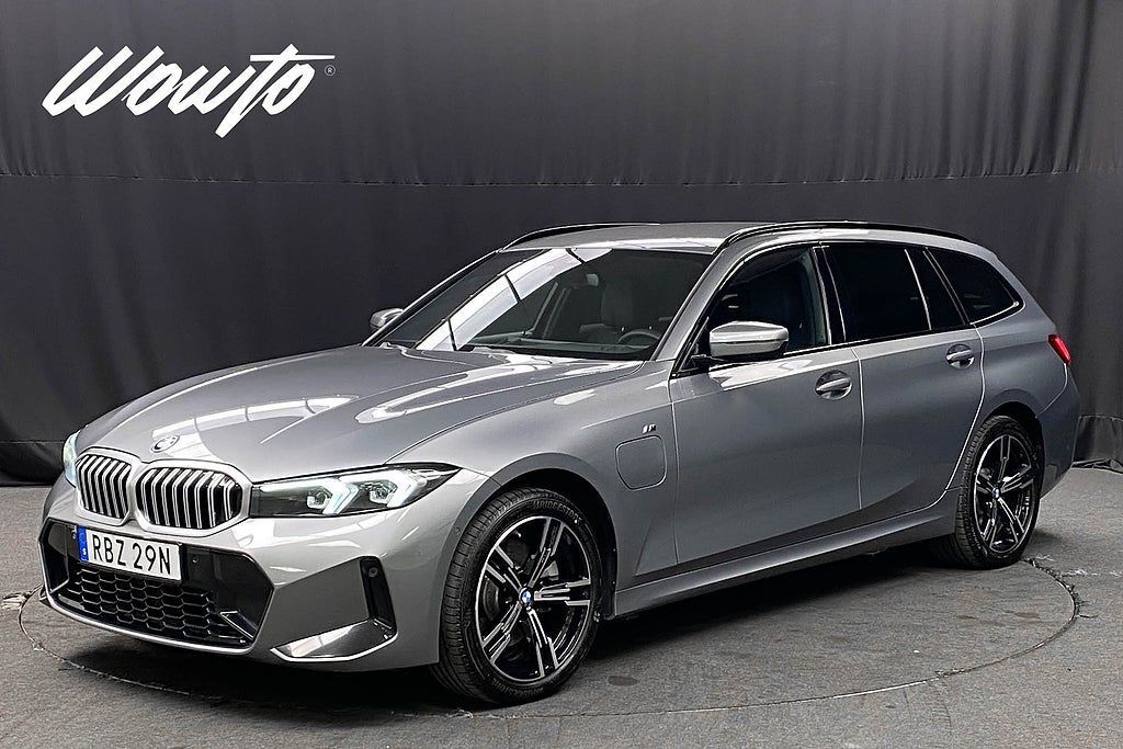 BMW 330