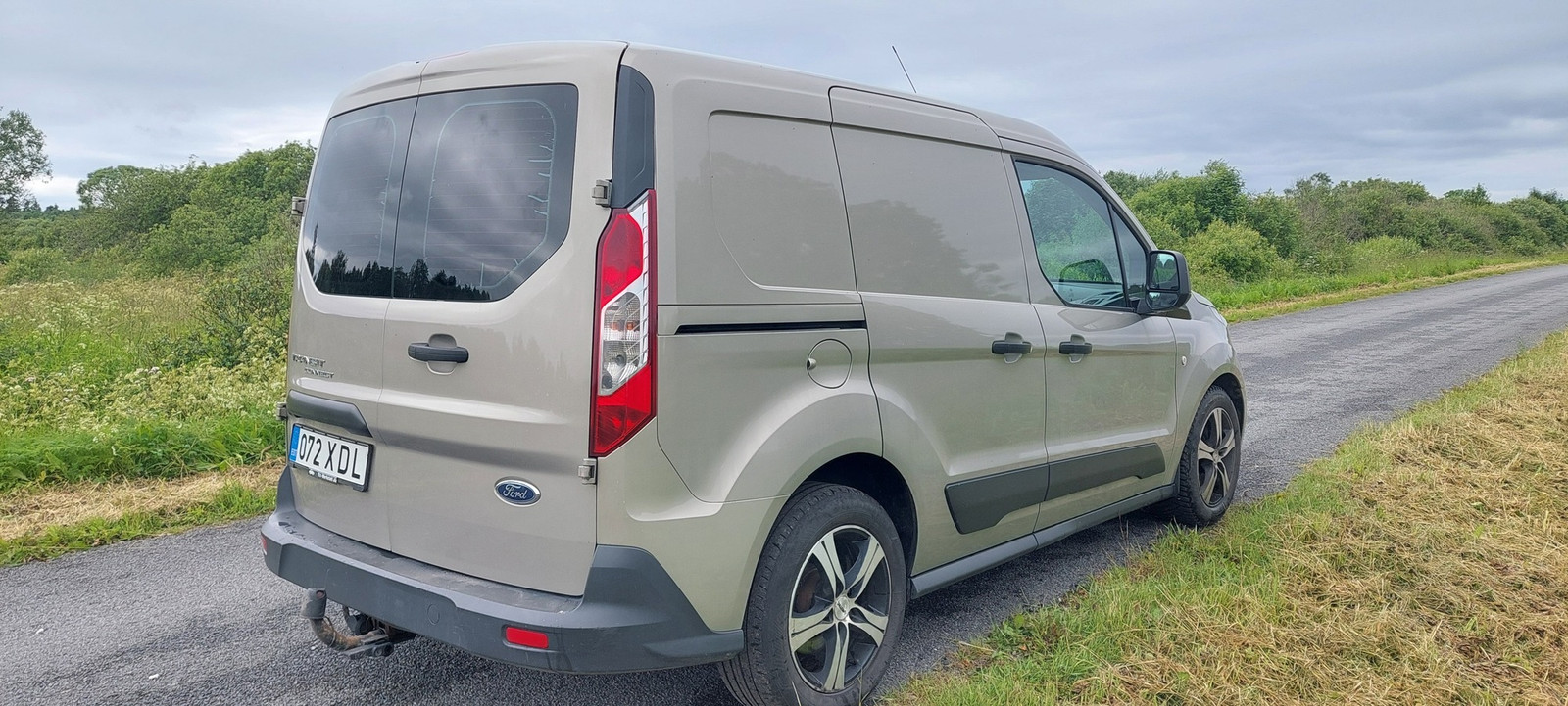 Ford Transit Connect 2016, kuva 5/8