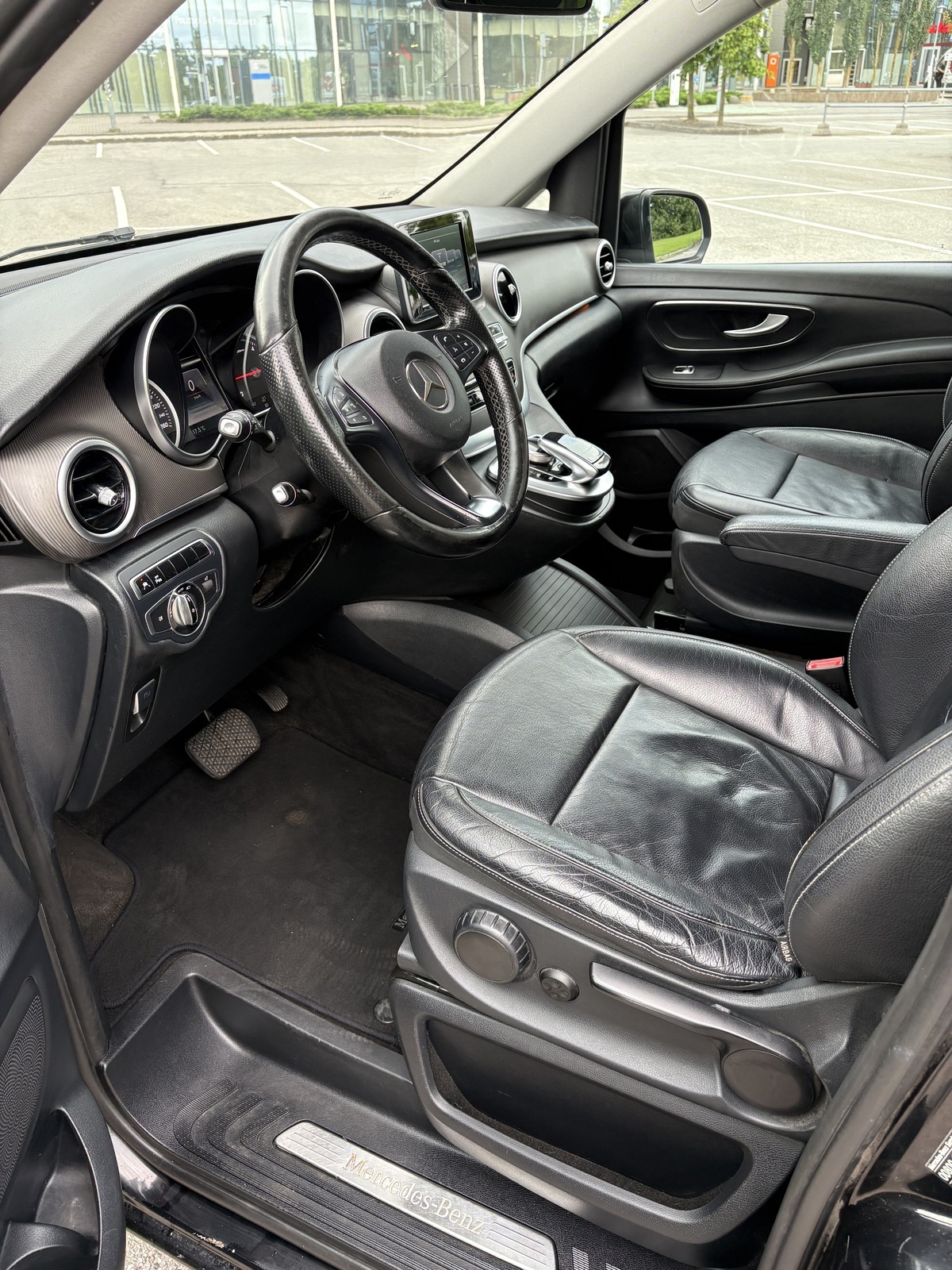 Mercedes-Benz V-KLASSE 2015, photo 4/7