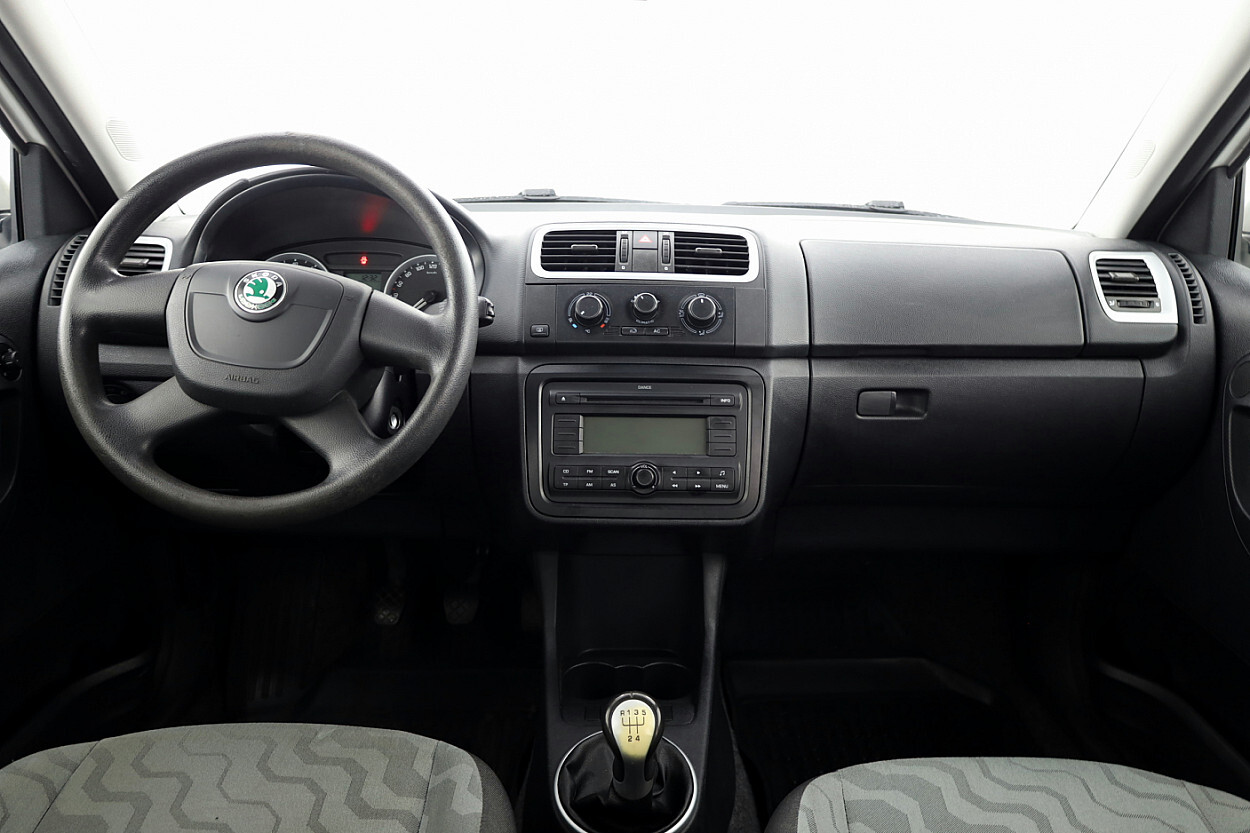 Škoda Fabia 2009, photo 5/7