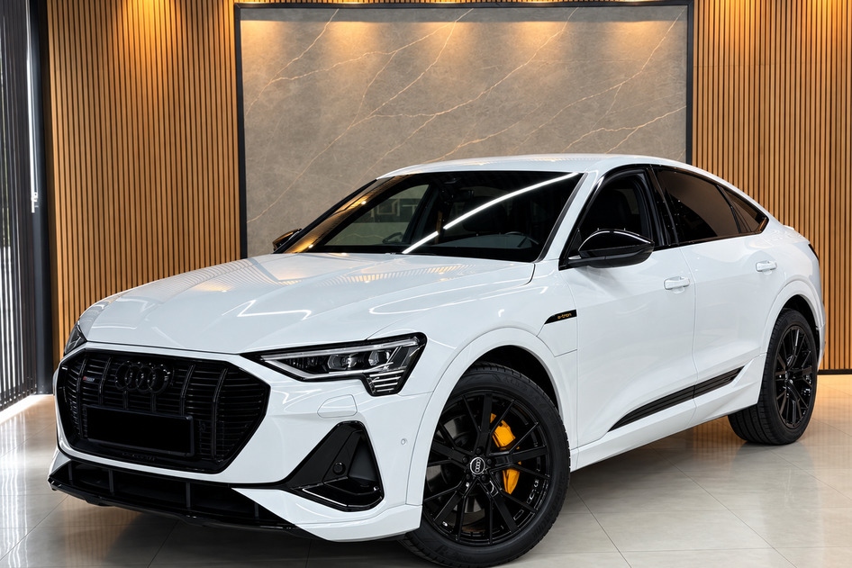 Audi e-tron, 2022, 230 kW, электричество, автомат, полный привод