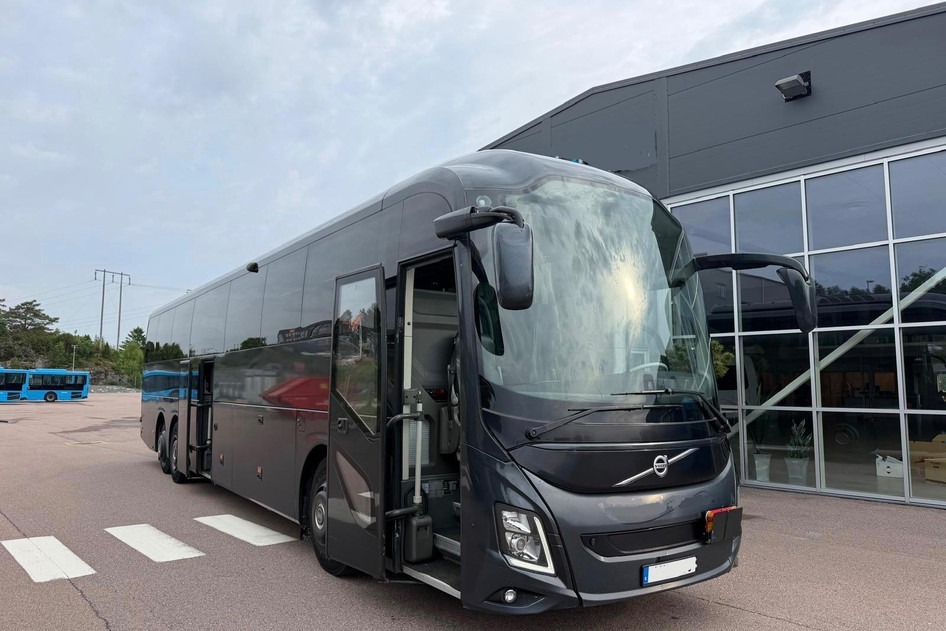 Volvo B11R 6x2 9700M Superior, 2019, 323 kW, diesel, automatic