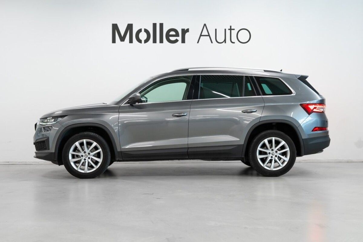 Škoda Kodiaq 2022, photo 6/10