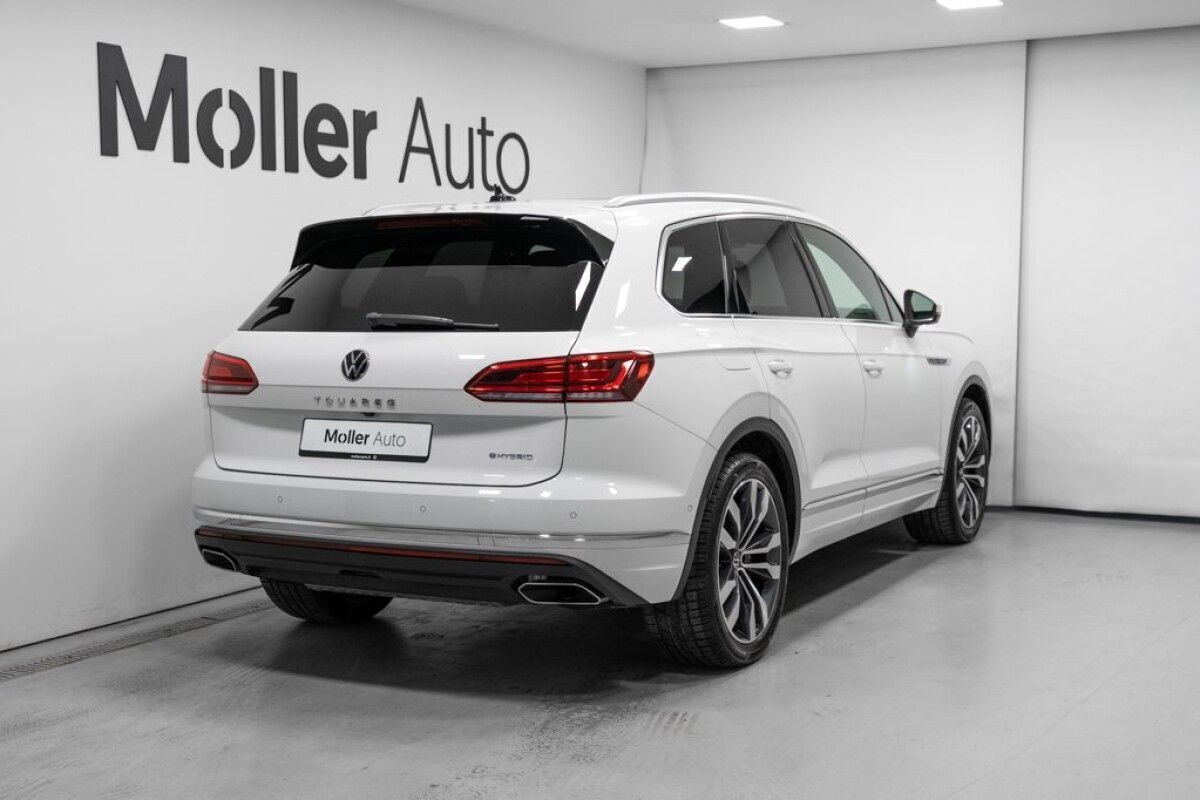 Volkswagen Touareg 2022, photo 3/25
